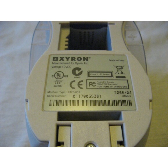 XYRON Deisgn Runner Machine Type 4375-001 With Instructions - Picture 6 of 6